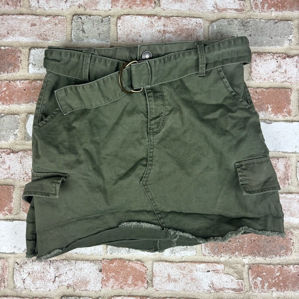 Olive green MUDD cargo mini skirt with belt Womens medium